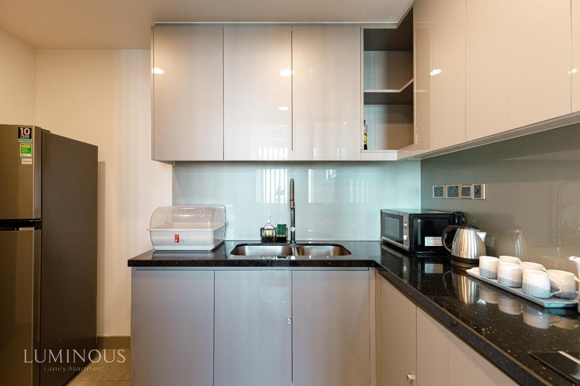 Exclusive 2-3 Bedroom In District 1 Free Pool Gym Sauna * Ho Chi Minh City