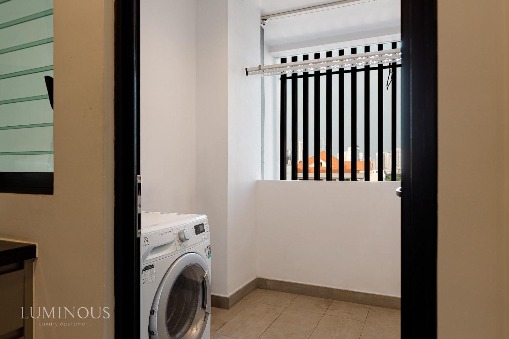 Exclusive 2-3 Bedroom In District 1 Free Pool Gym Sauna Ho Chi Minh City