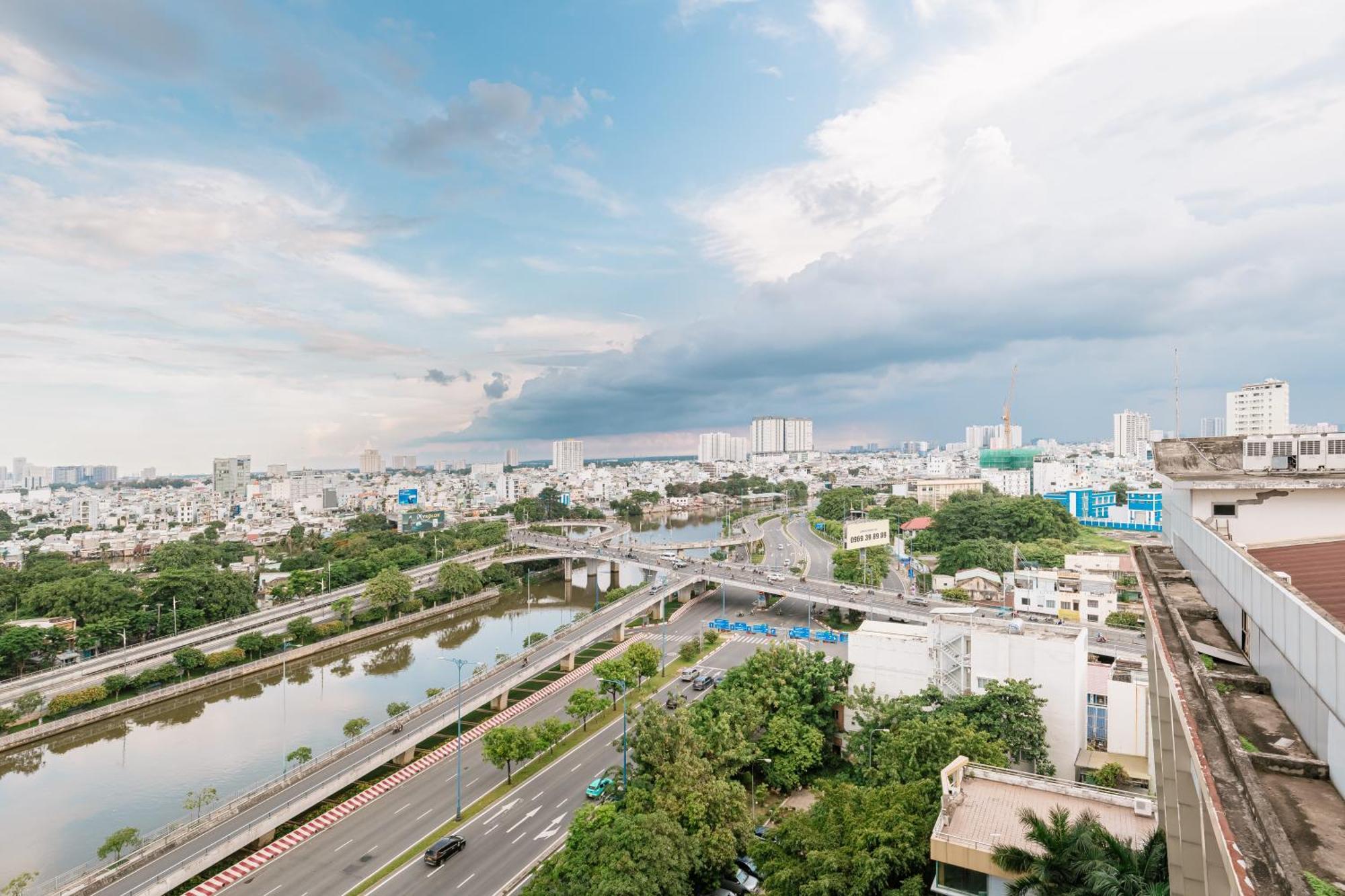 Căn hộ Exclusive 2-3 Bedroom In District 1 Free Pool Gym Sauna *