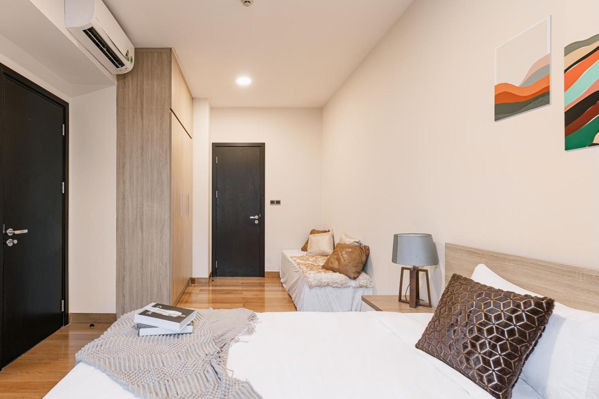 Exclusive 2-3 Bedroom In District 1 Free Pool Gym Sauna Apartment Ho Chi Minh City