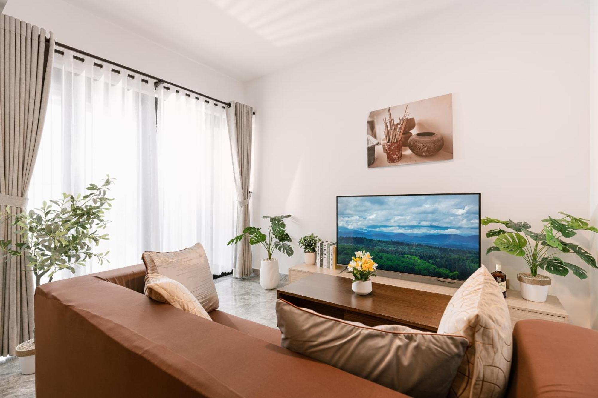 Exclusive 2-3 Bedroom In District 1 Free Pool Gym Sauna TP. Hồ Chí Minh